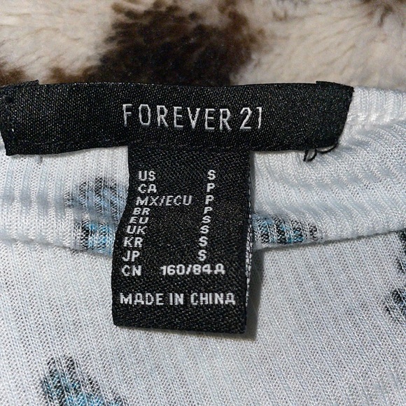 Forever 21, Size small - Picture 3 of 4